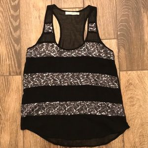 ‼️$5 Clearance‼️ Lush sheer and sequin tank